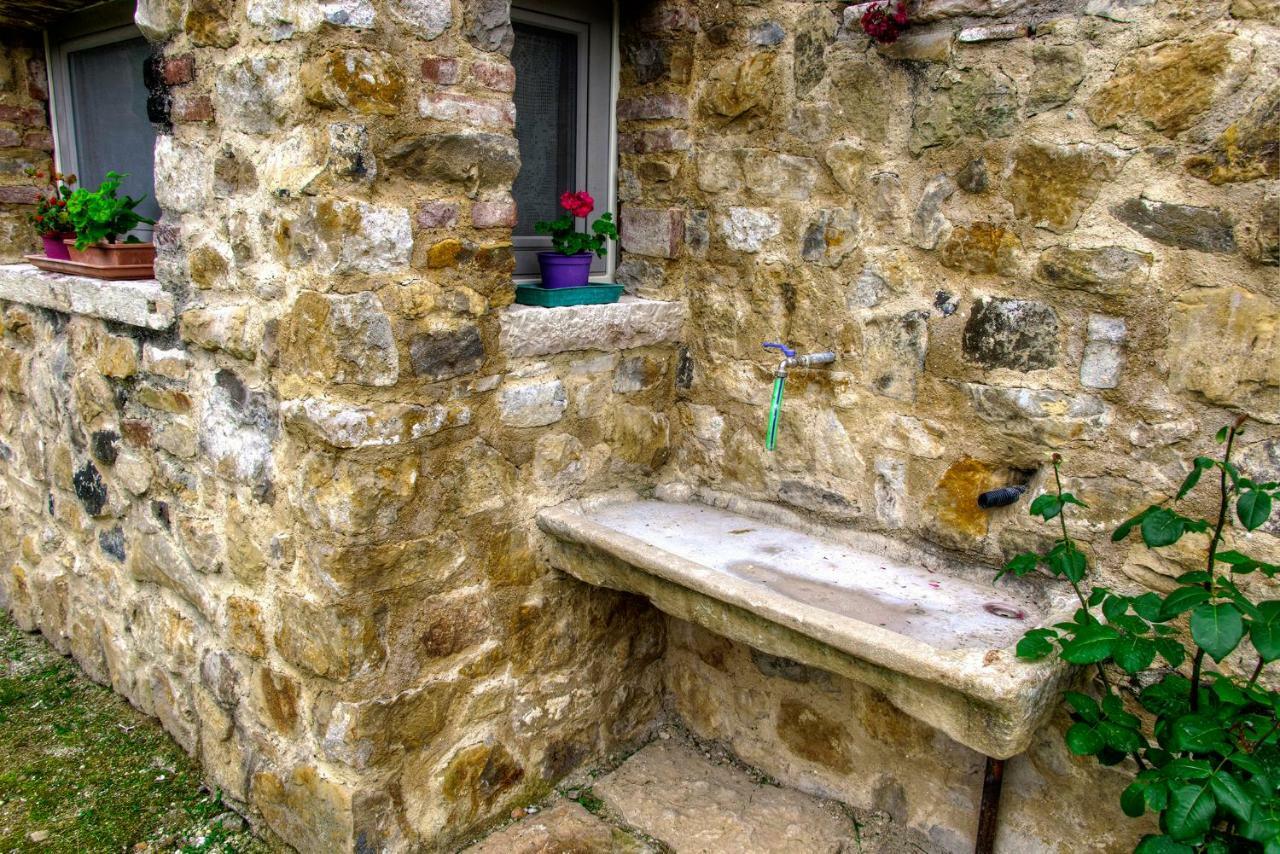 Agriturismo "Antico Borgo" Маростика Екстериор снимка